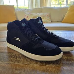 New Lakai Men's Black Shoes, Size 12